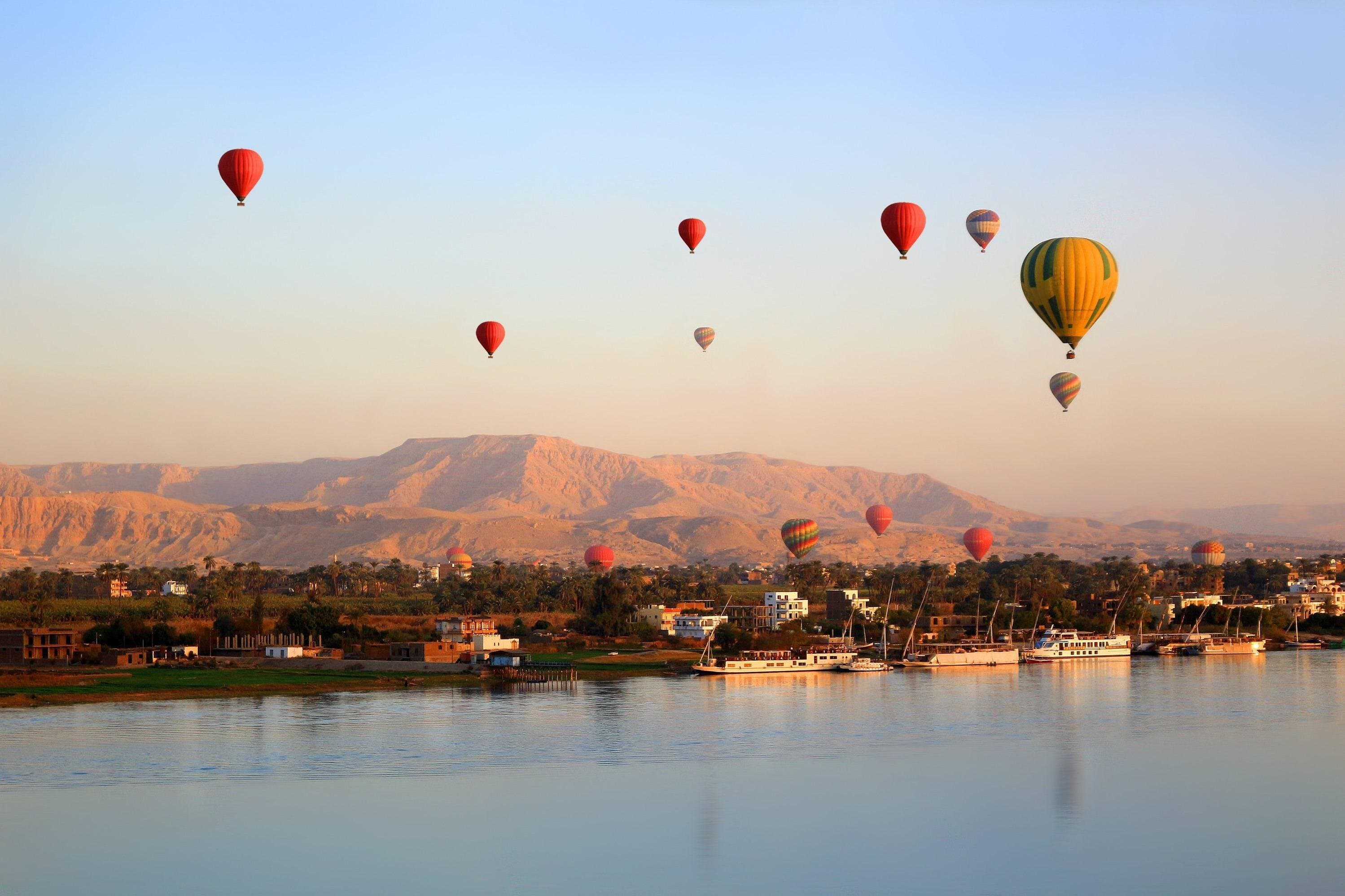 Luxor East Bank: Hot Air Balloon, Temples, and Felucca