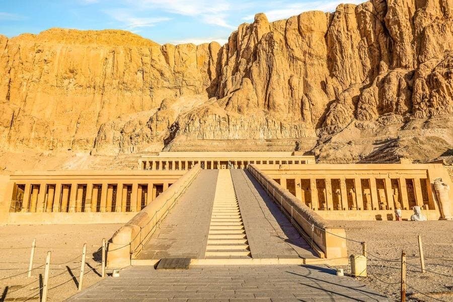 Luxor Day tour by plane from Sharm el Sheikh