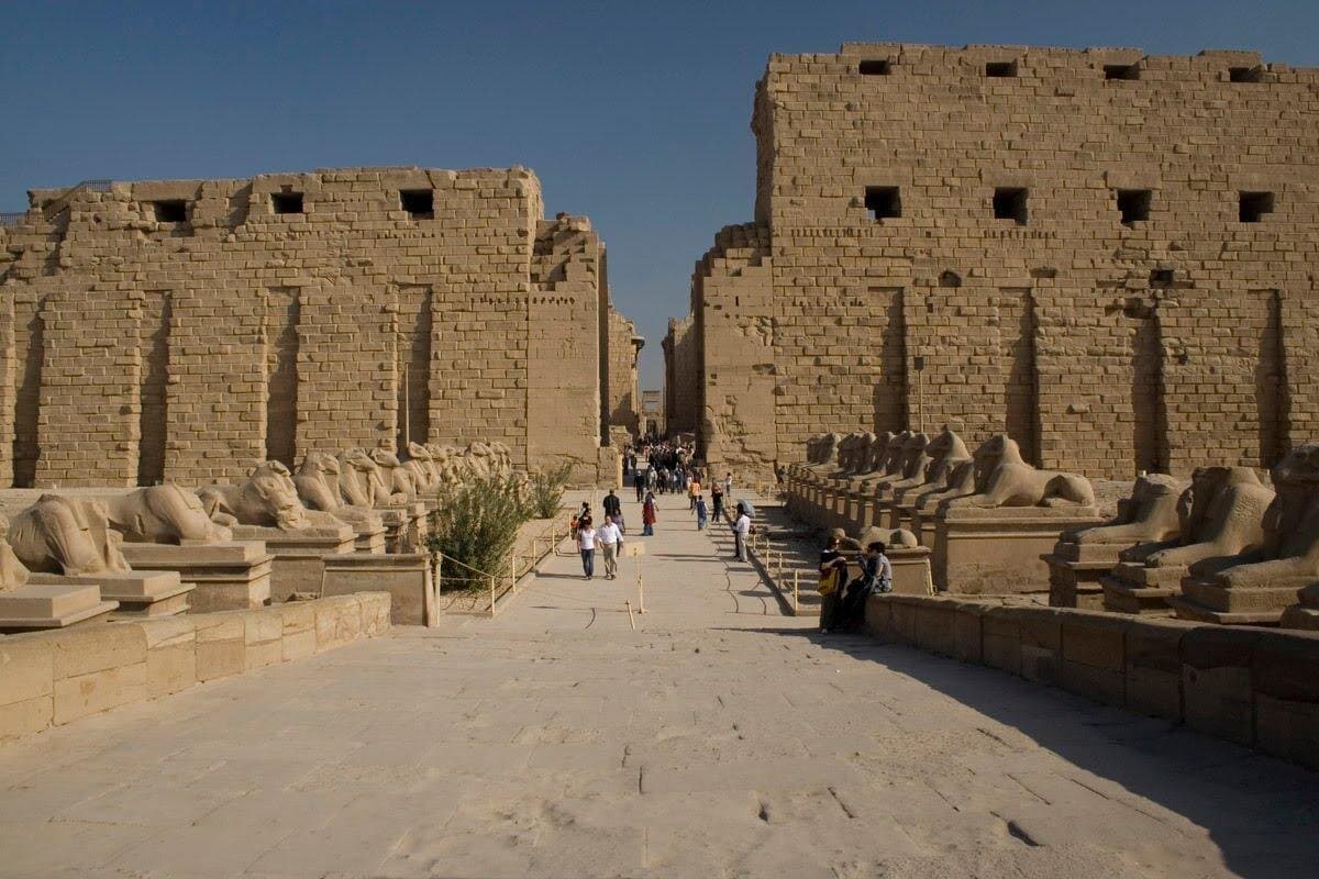 Private Day Tour to Luxor Temple & Karnak Temple from Safaga Port