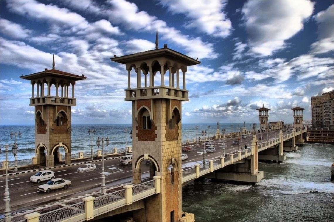 Alexandria Sightseeing 1 Day Tour by Car from Cairo