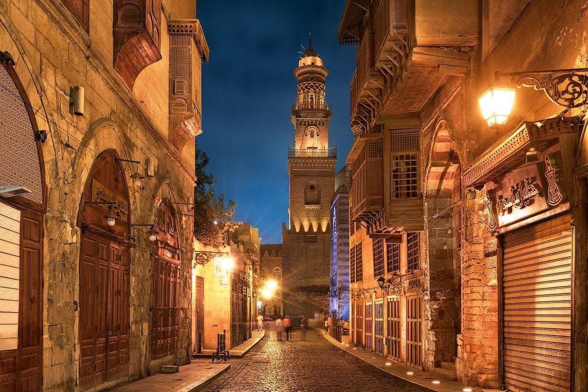 Khan Elkhalili and Islamic Cairo Half-Day Tour