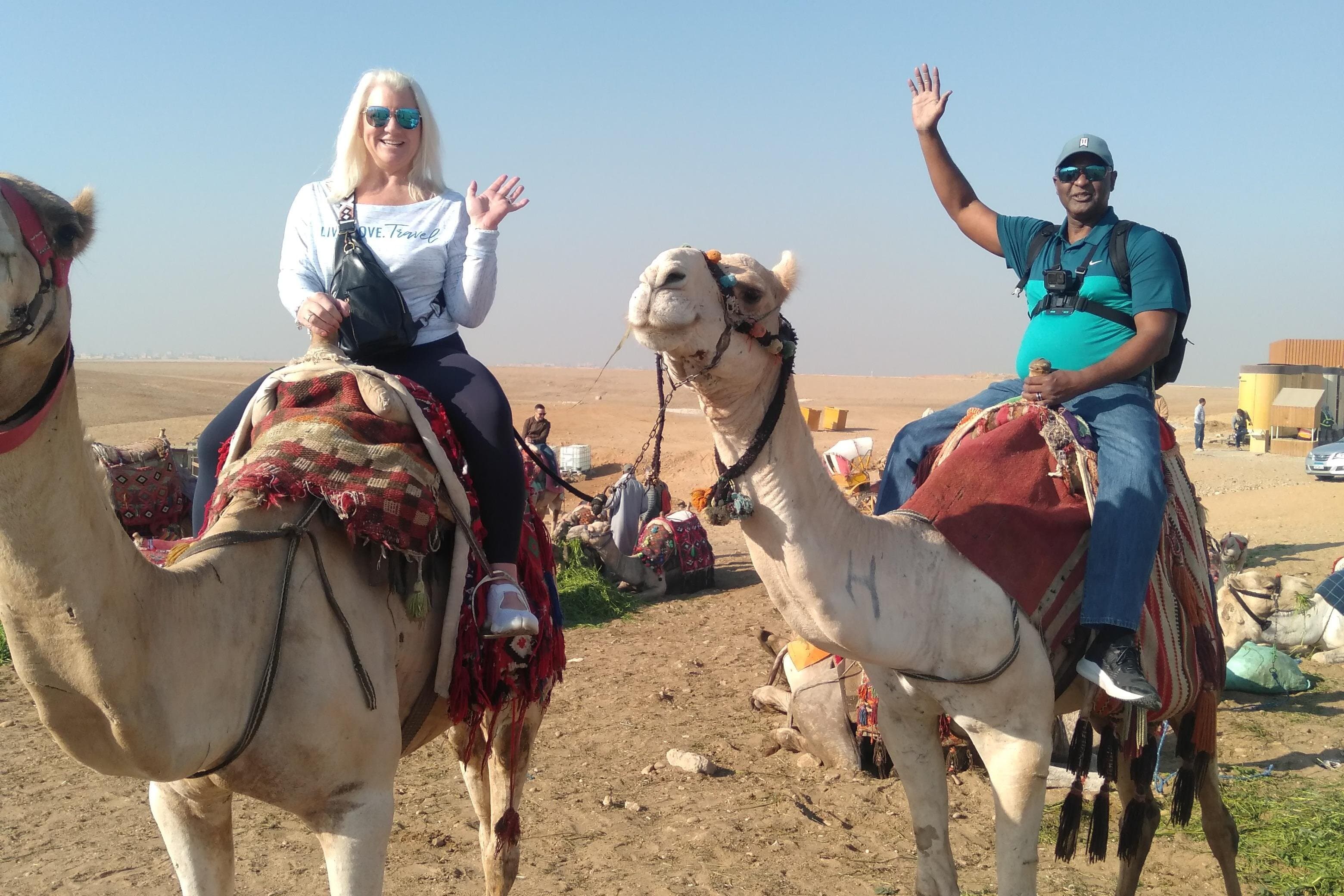 Private Day Tour at Giza Pyramids & Camels Ride