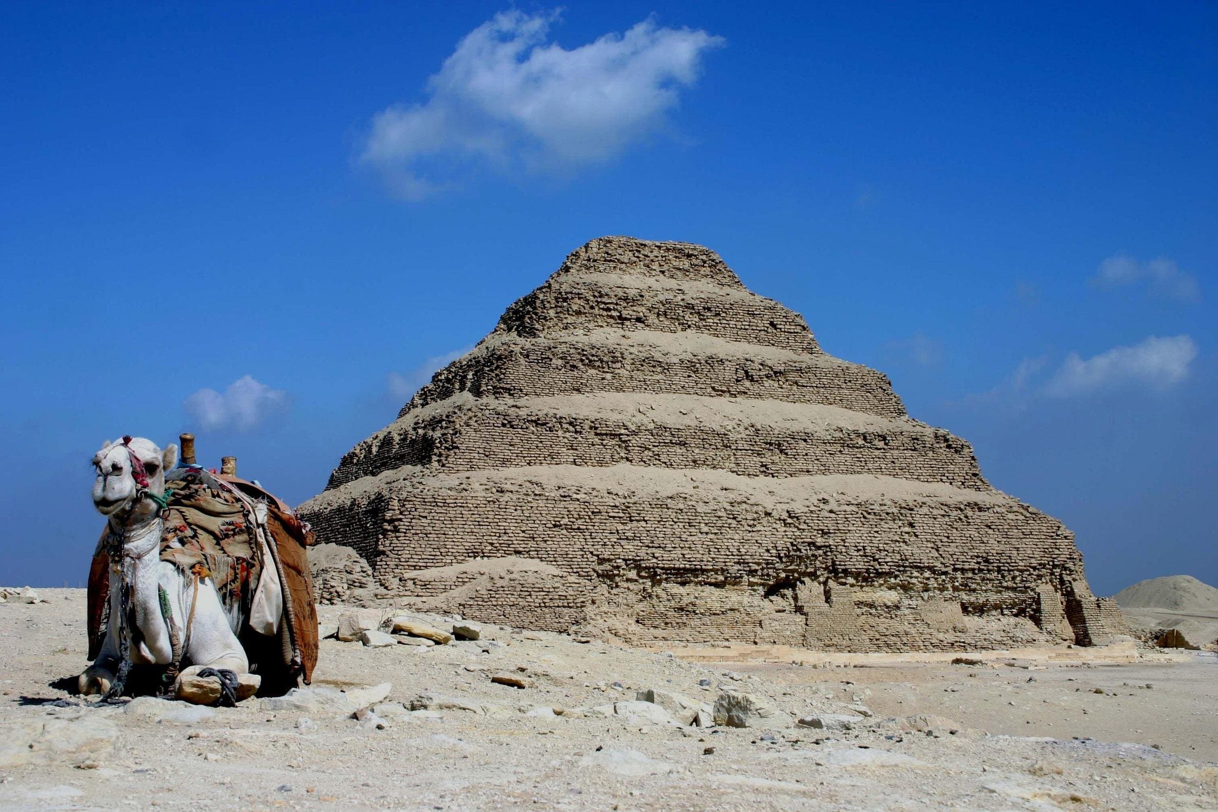 Dahshur Pyramid and Sphinx of Memphis - Private Tour