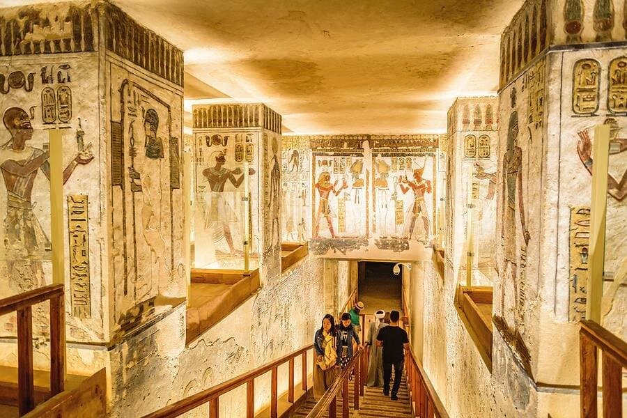 5 Days Nile cruise between Luxor and Aswan from Cairo