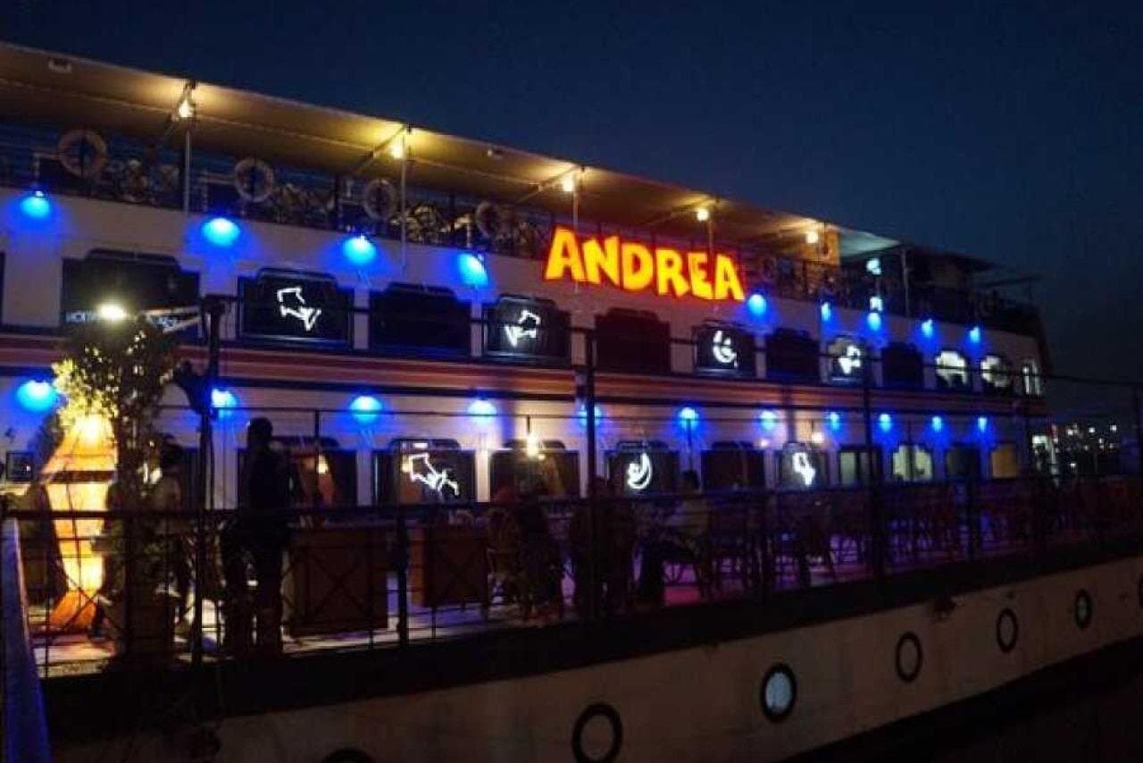 Cairo Nile Dinner Cruise and Show _Memphis cruise