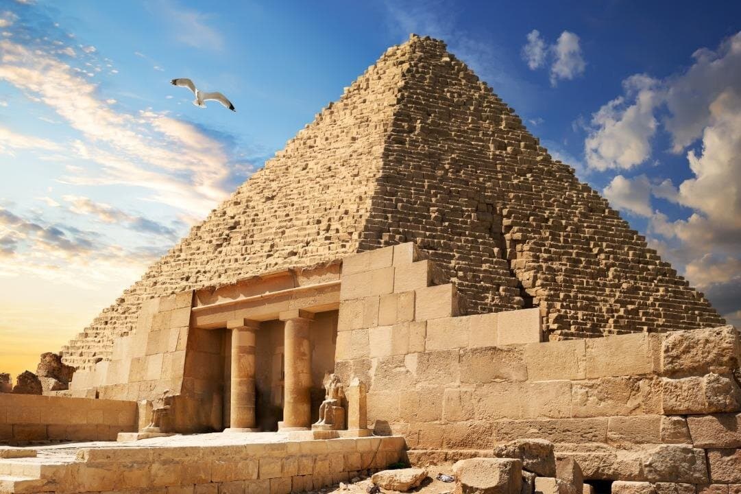 Private Day Tour Great Three Pyramids and Sphinx