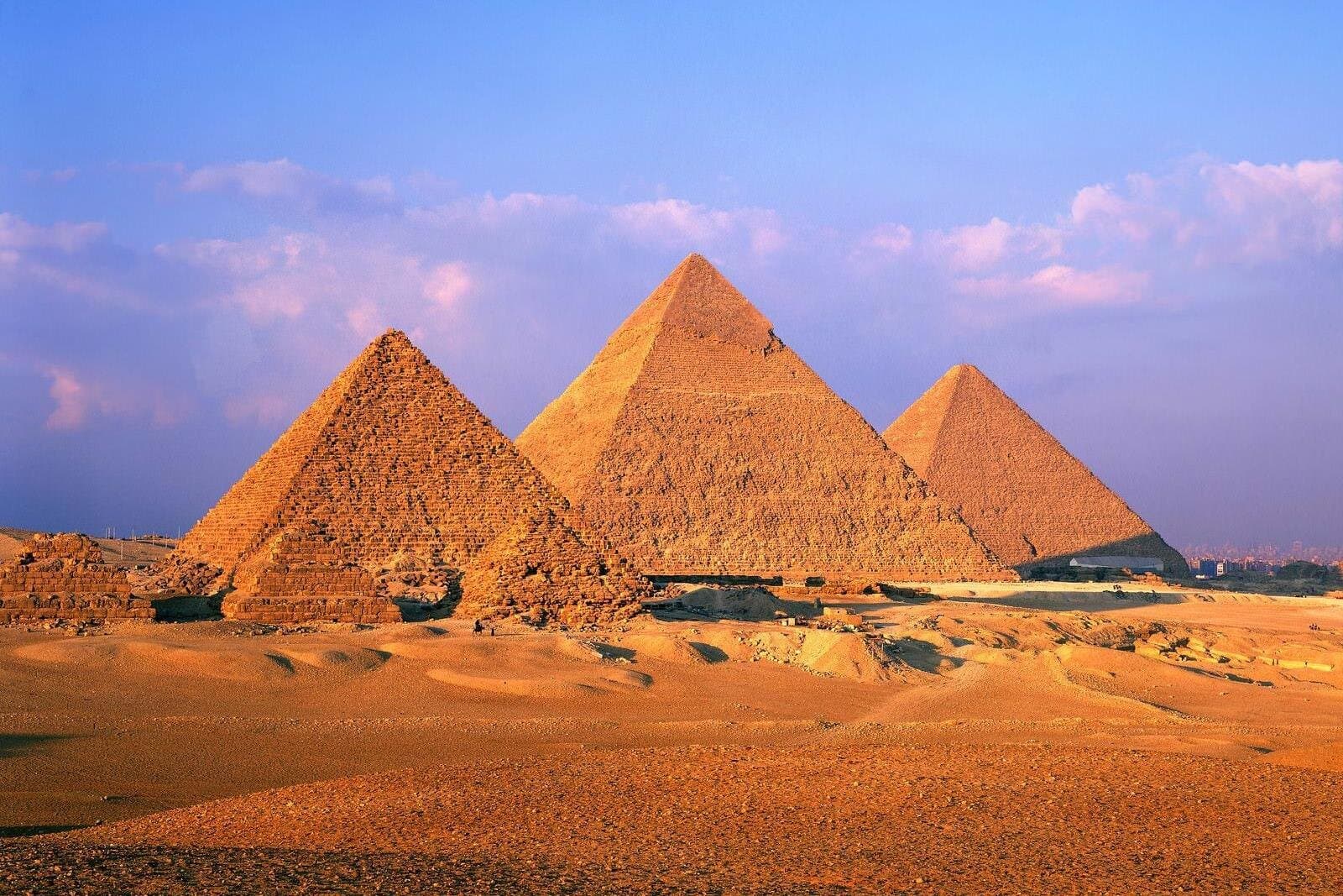 Half Day Tour To Giza Pyramids By Camel