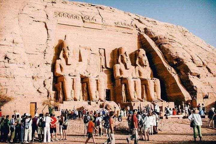 Private Transfer from Luxor to Abu Simbel Temples