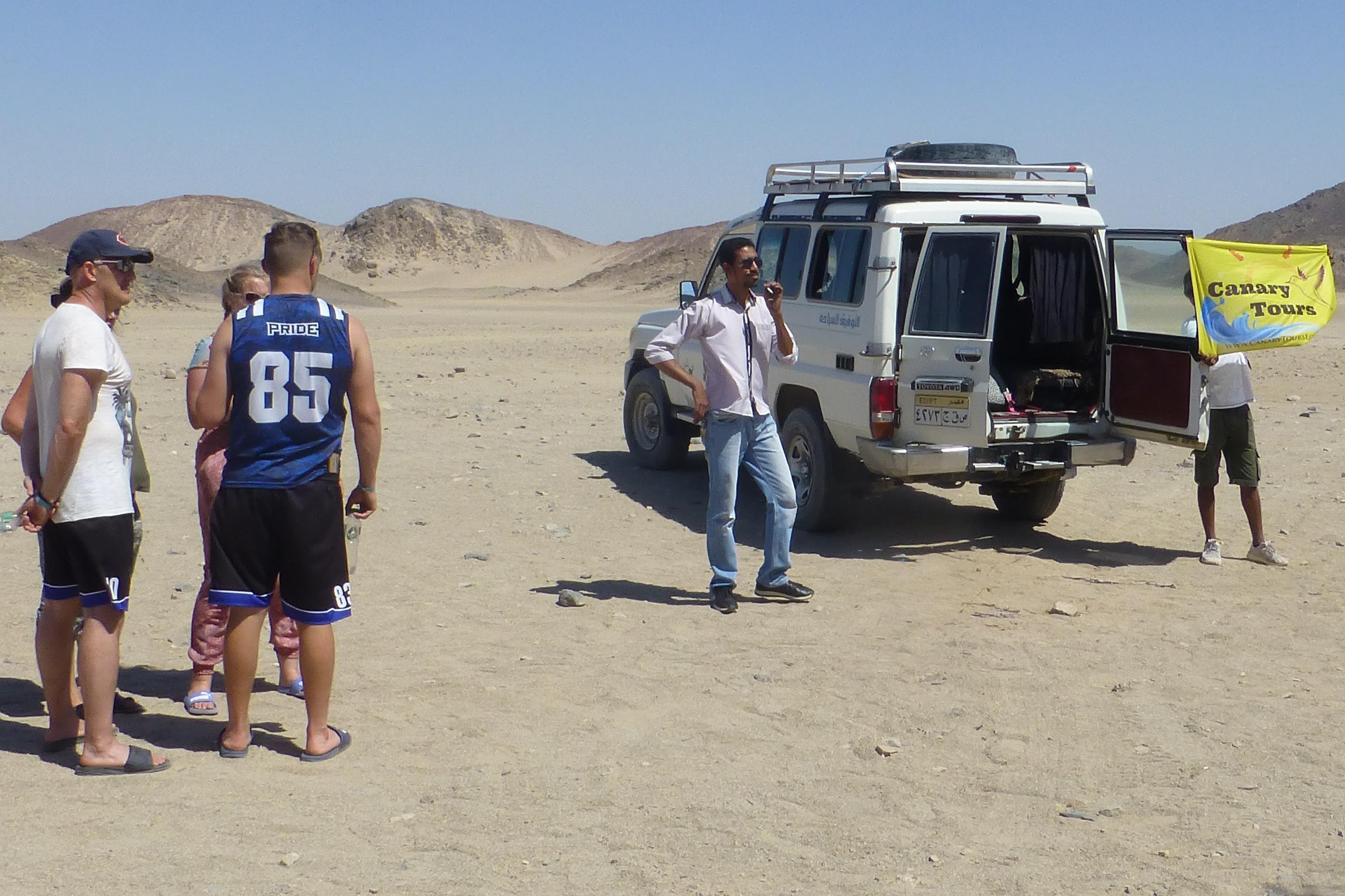 Stargazing In Hurghada with Jeep 4WD and BBQ