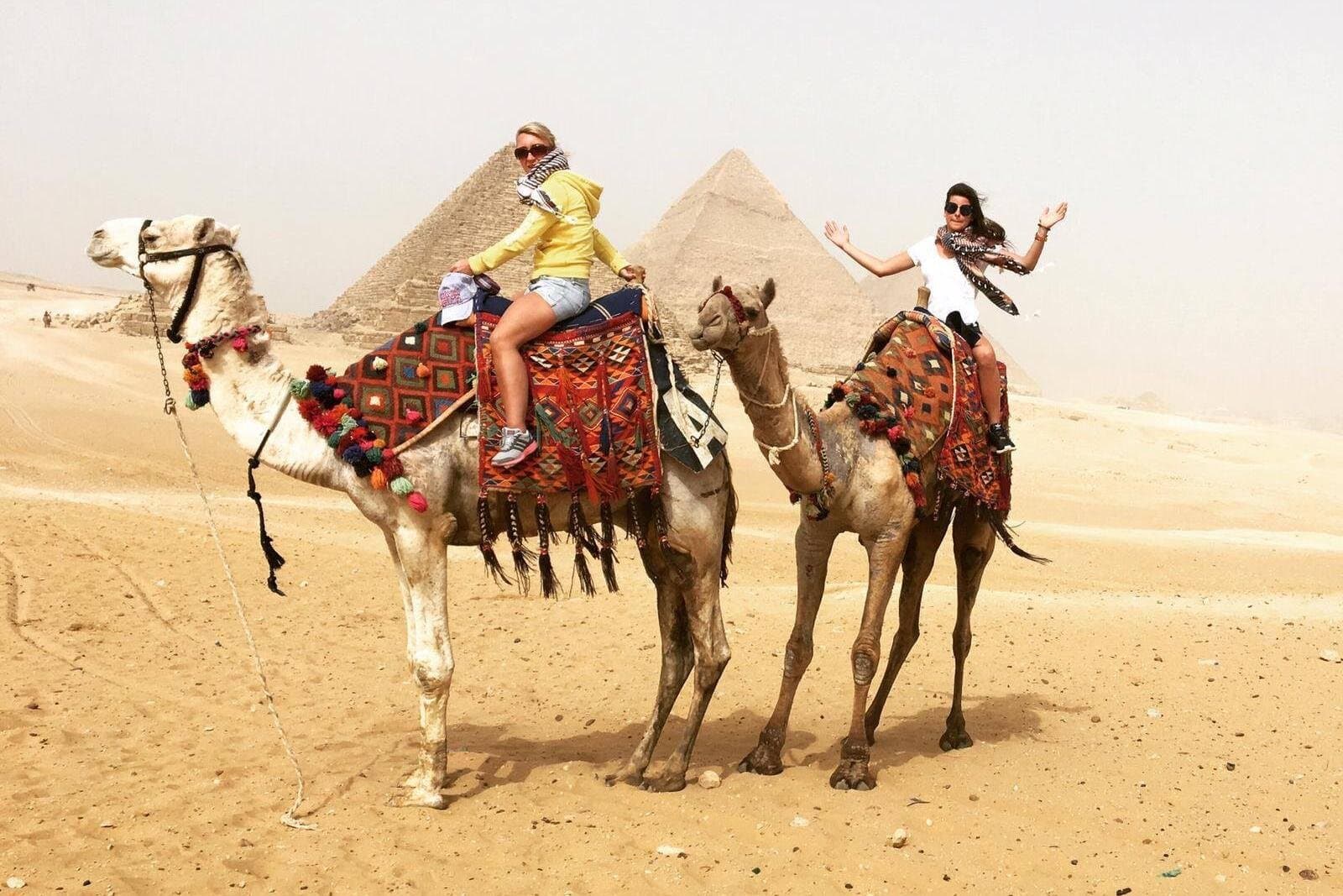 Explore Cairo Full Day Guided Bus Tour from Hurghada