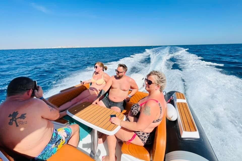 PRIVATE| Speed Boat 4-Hours to White Island and Dolphin House