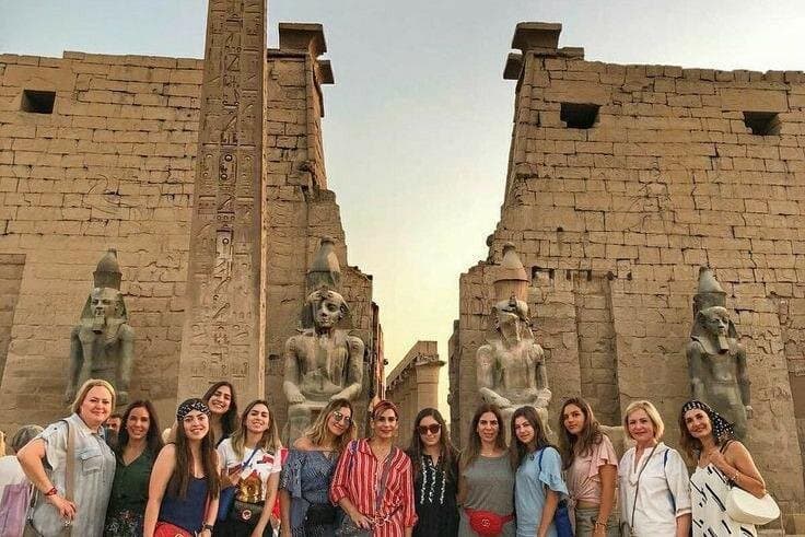 Private Full Day Tour to East and West Banks of Luxor & Lunch