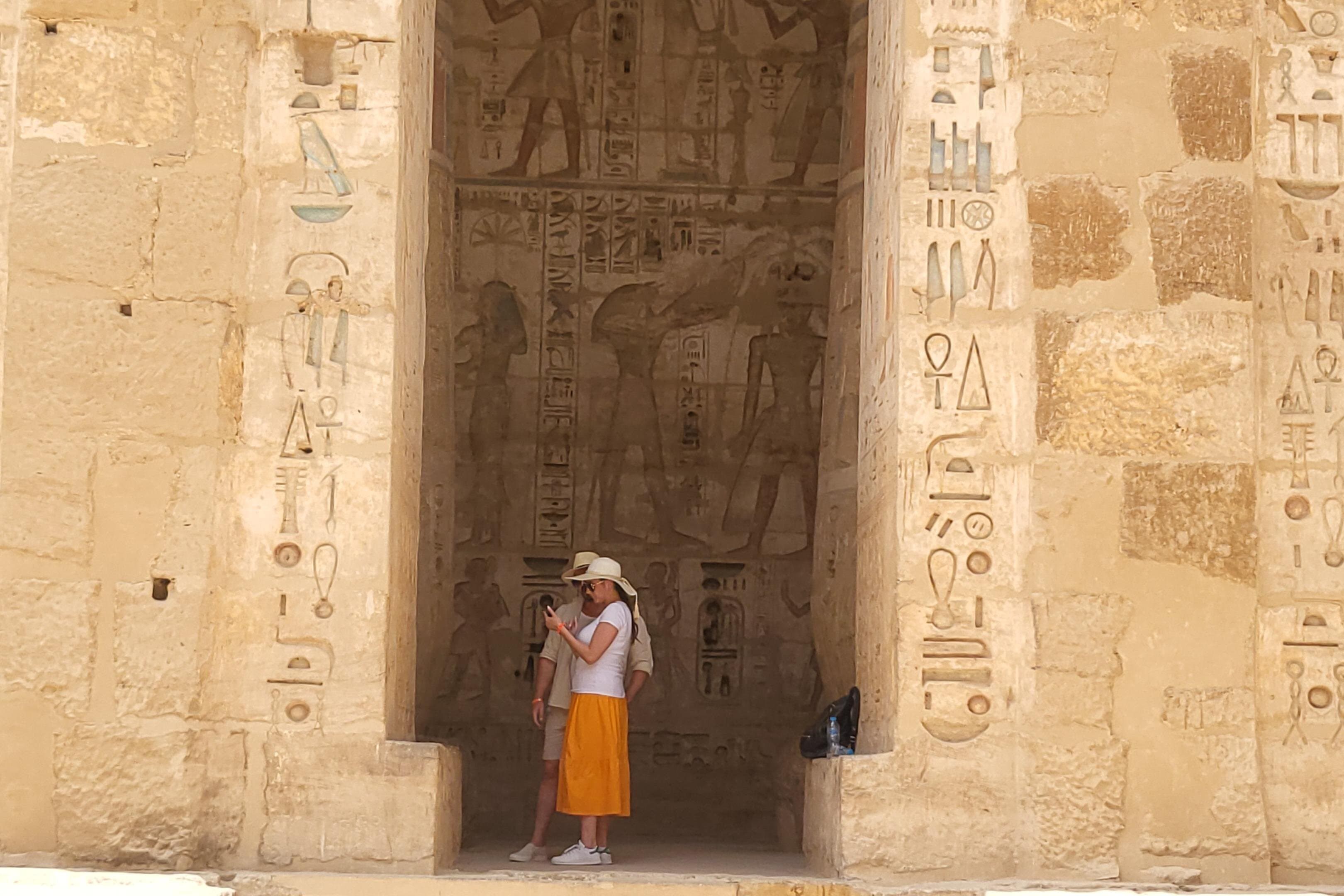 Hurghada to Luxor Private Tour – Valley of Kings , Karnak