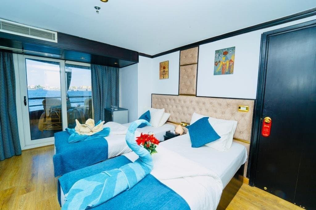 5 Days Deluxe Nile Cruise Luxor to Aswan Abu Simbel Air Balloon
