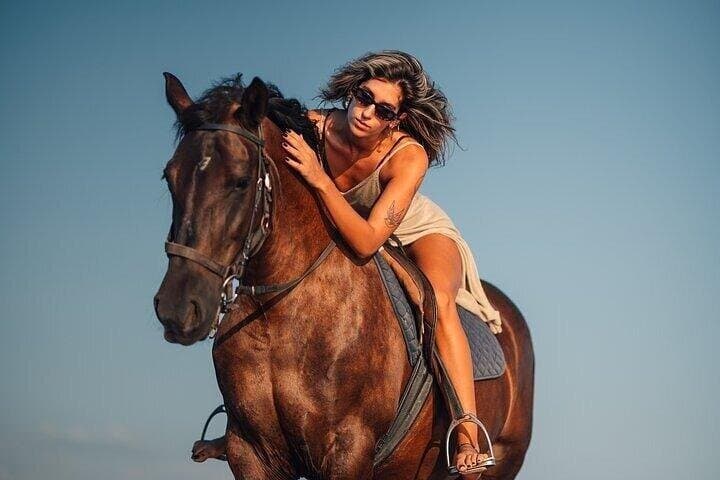 1-Hour Horse Ride Through the Desert – Sharm El Sheikh