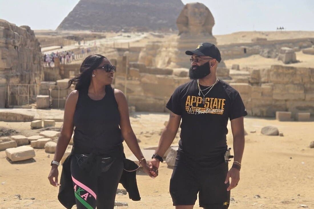 Private tour Giza Pyramids Grand Egyptian Museum And Local Lunch
