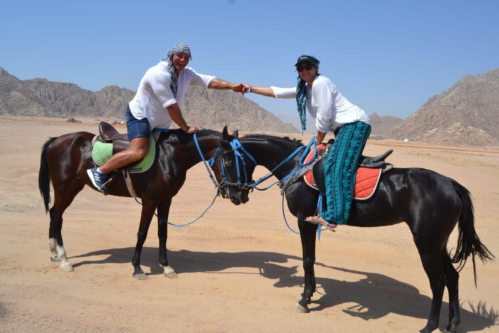 Hurghada - 2 Hour Sunrise Horse Ride Beach & Desert with Transfer