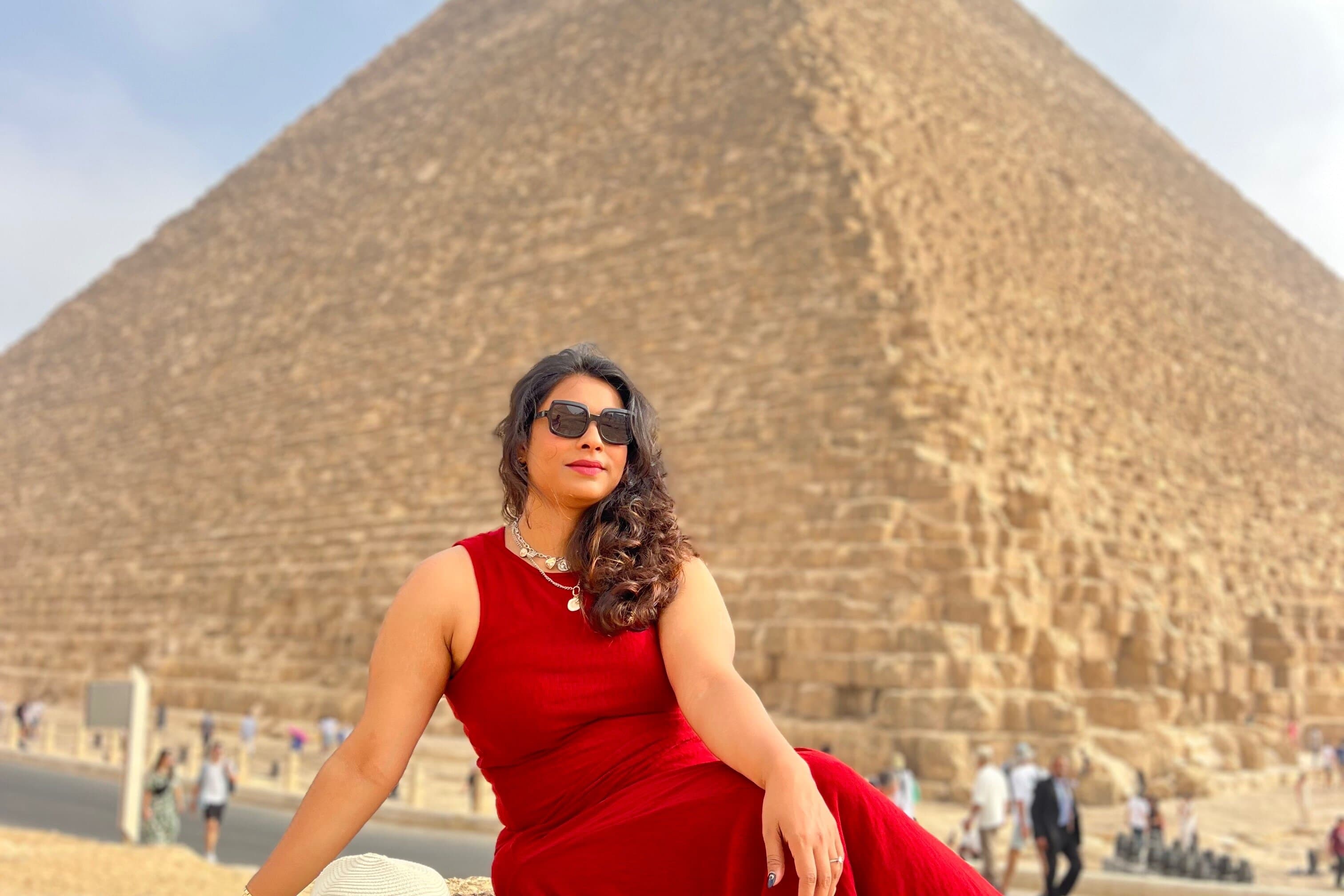 Cairo: Half Day Giza Pyramids Private Guided Tour with Camel or Horse Ride