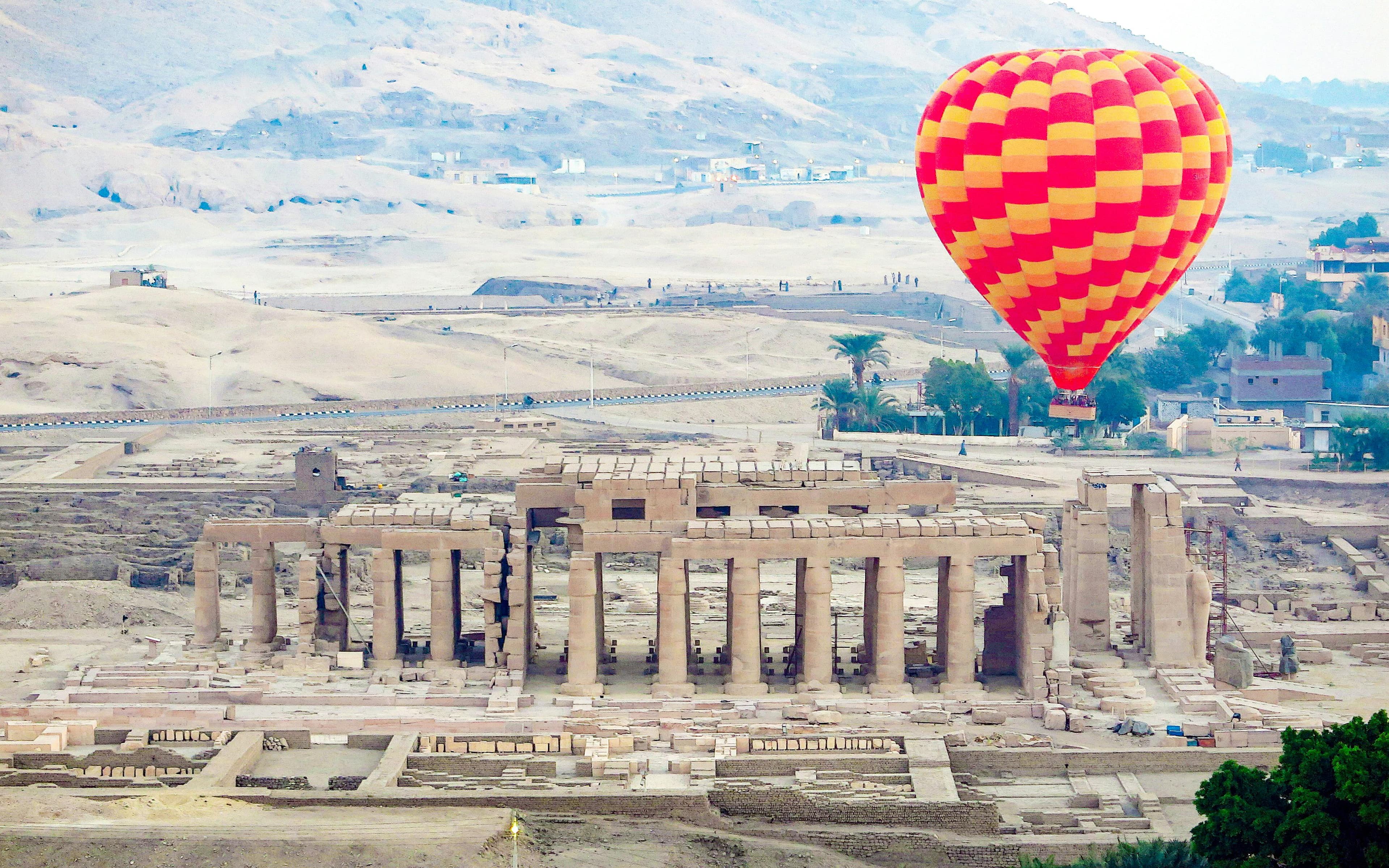 Sunrise Hot Air Balloon Ride in Luxor with Round-Trip Hotel Transfers