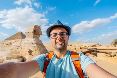 From Hurghada: Pyramids & Museum Small Group Tour by Van