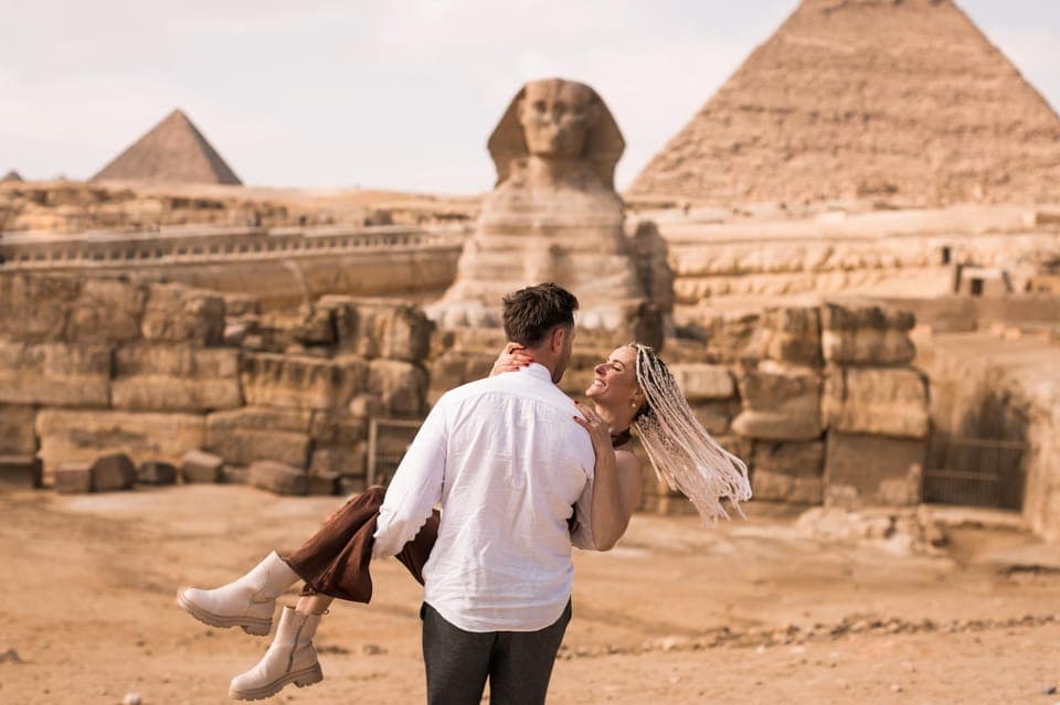 From Cairo: 7-Day Egypt Highlights with Cruise & Balloon