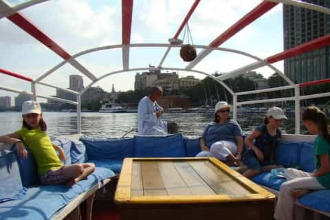 The Nile: Felucca Ride with Meal and Transfers