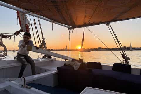 Luxor: Sunset Felucca Boat Trip with Hotel Pickup