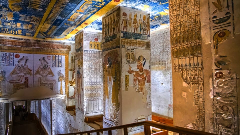 From Hurghada: Luxor Private Day Trip with Temple Tickets