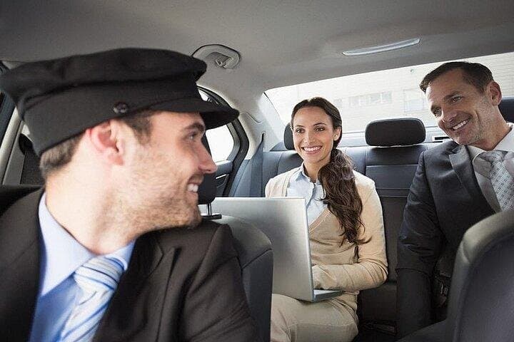 Private Transfer from Cairo Airport to Cairo or Giza