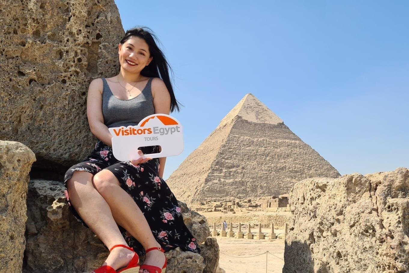 Private Tour at Giza pyramids,Memphis City,Dahshur and Sakkara Pyramids.