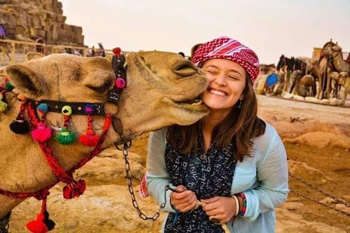 Private tour at Giza Pyramids by Camel