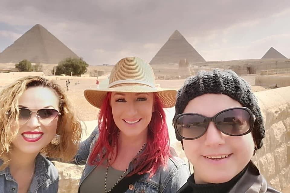 Private Tour Giza pyramids,Egyptian museum&khan el khaili market
