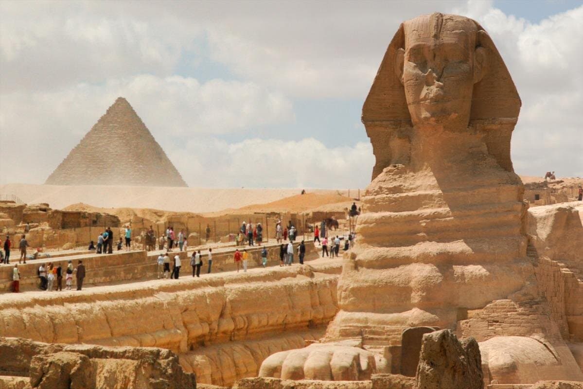 Cairo Day Tour from Safaga Port: Giza Pyramids & Sphinx by flight