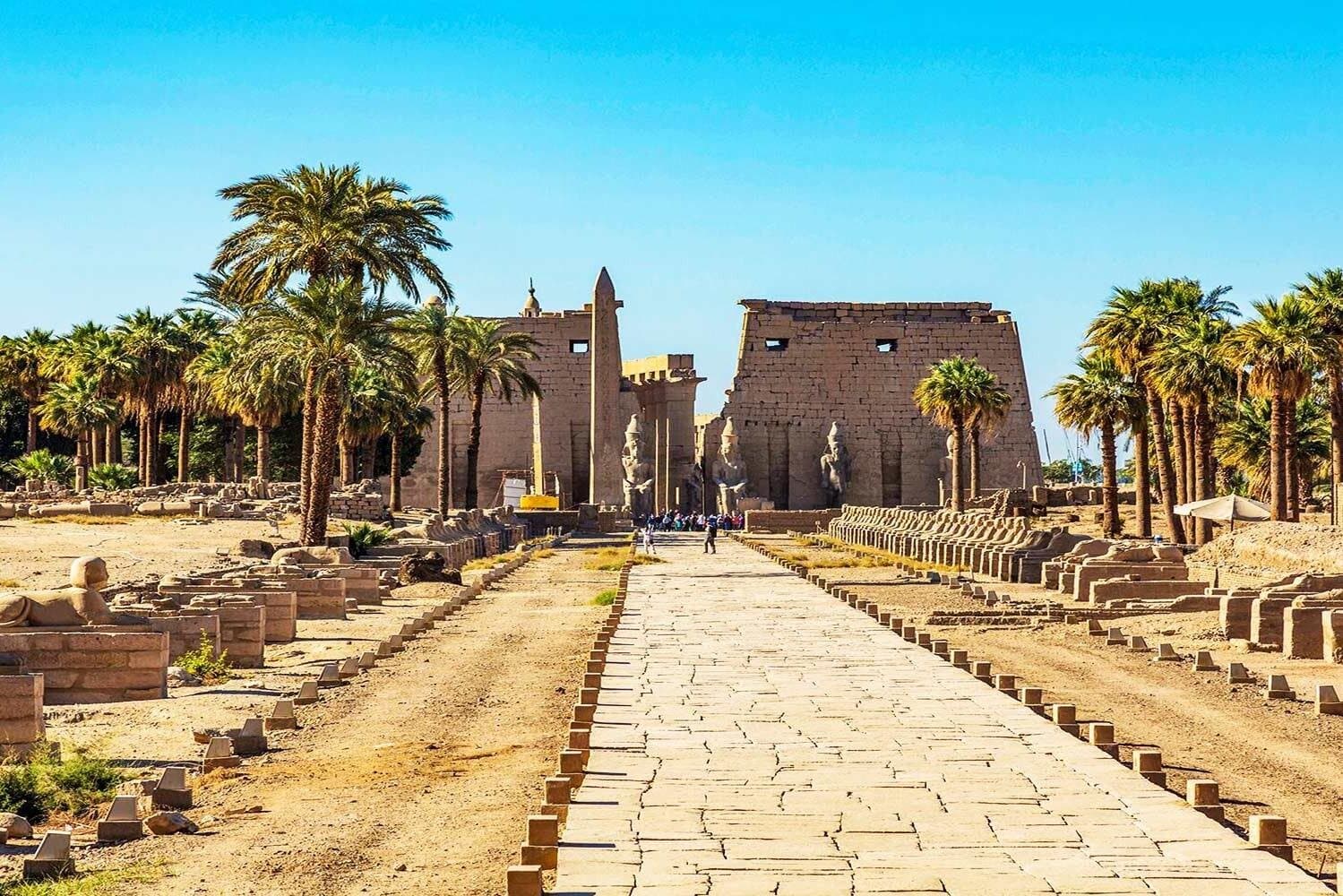 4 Hour Private East Bank Tour to Luxor and Karnak Temples