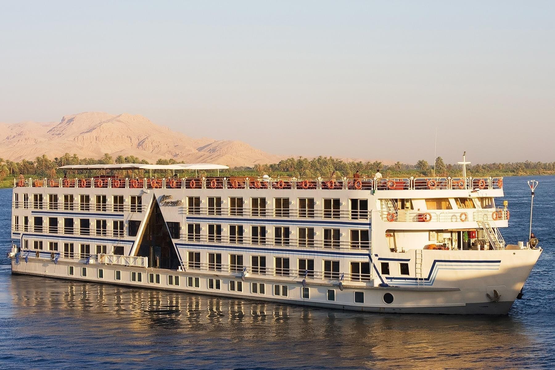 5 Nights 6 Days Nile cruise from Cairo by bus