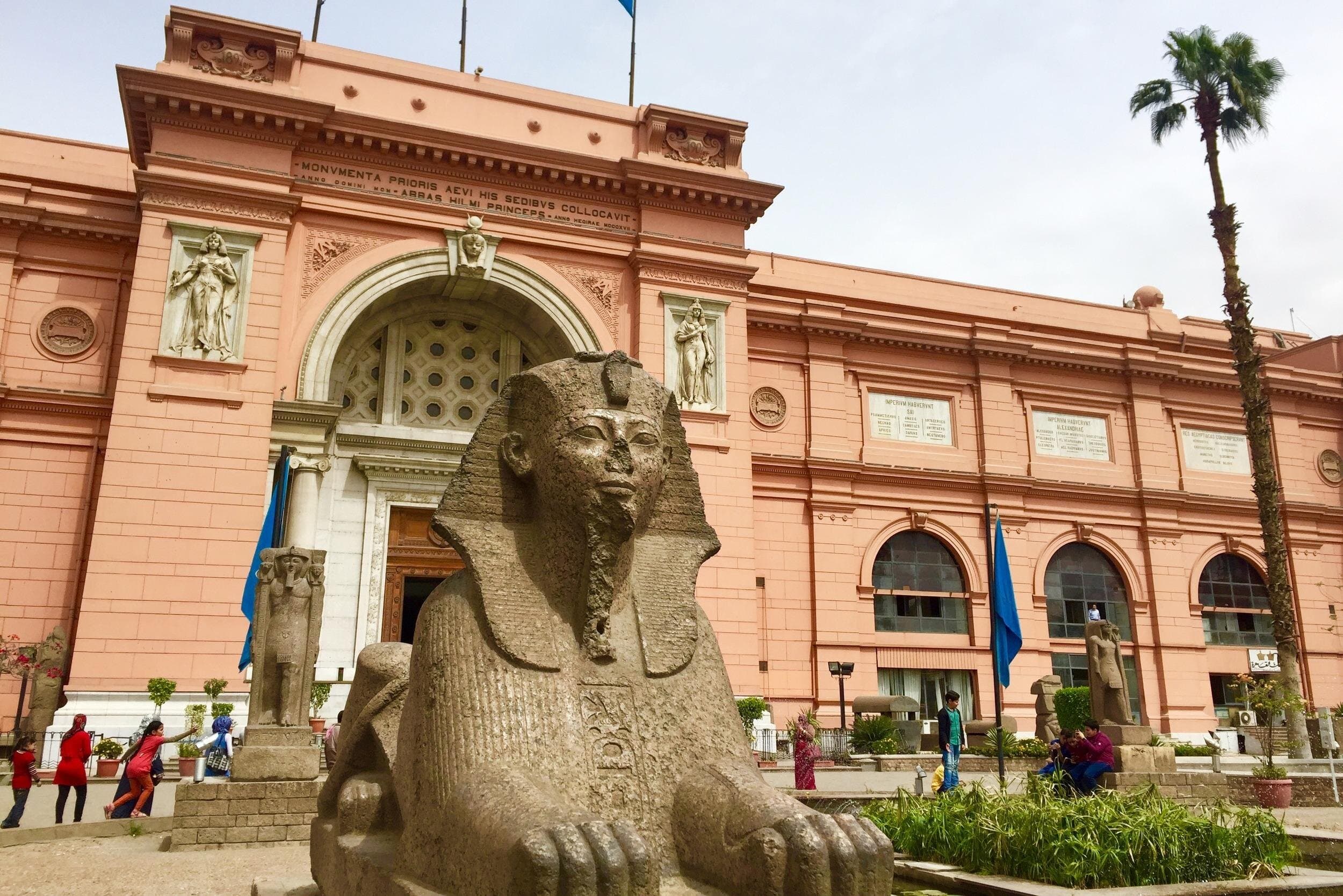 Cairo Tour To Egyptian Museum And Cairo Tower & Boat Ride On The Nile