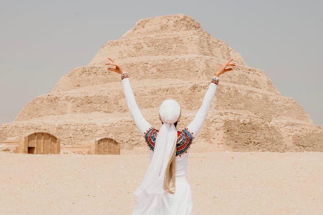 Giza Pyramids, Memphis and Sakkara Tour