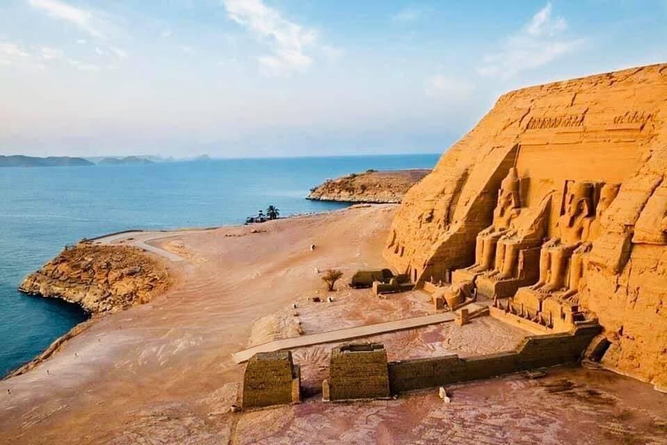 Tour to Abu Simbel Temple from Aswan