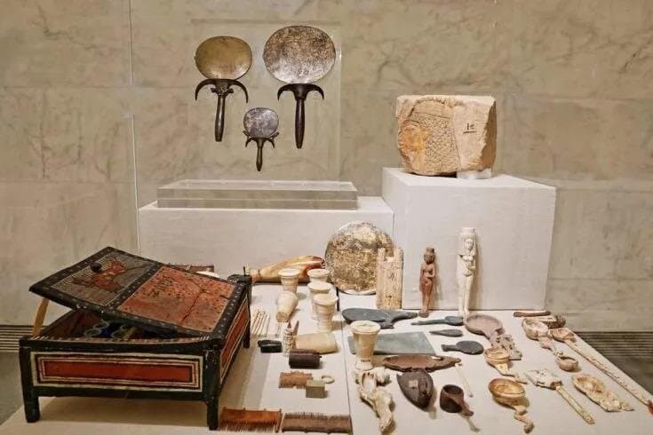 National Museum, Citadel & Bazaar Private Full-Day Tour