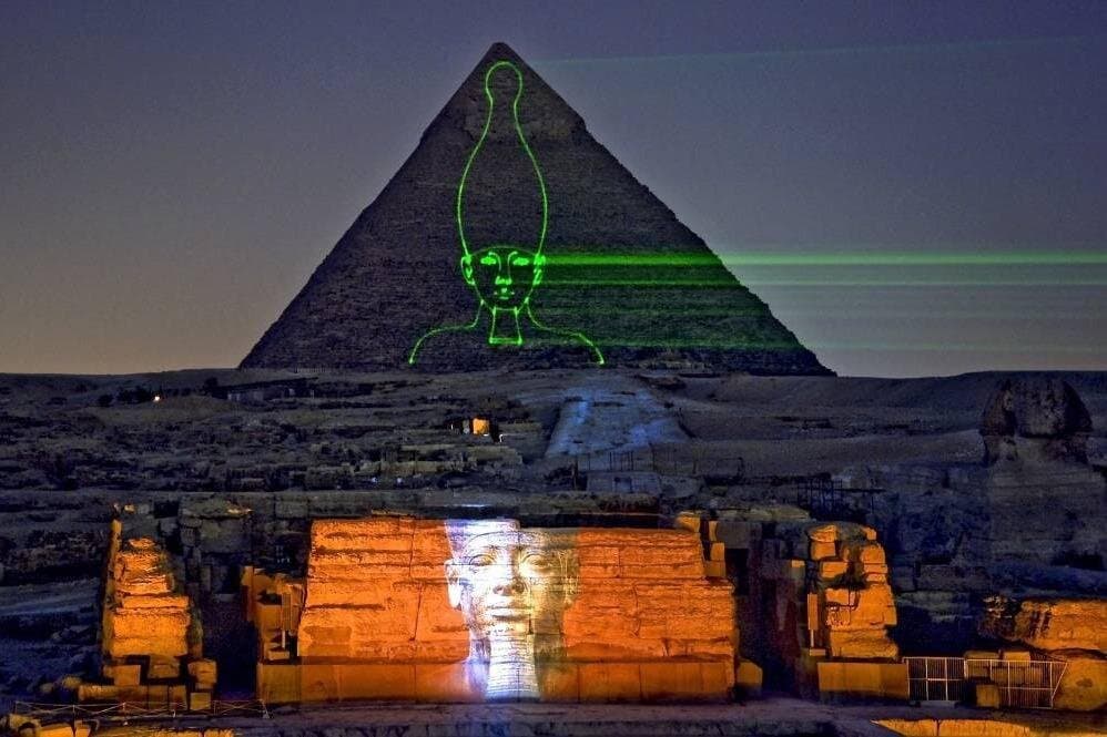 Sound and Light Show at Giza Pyramids With Dinner