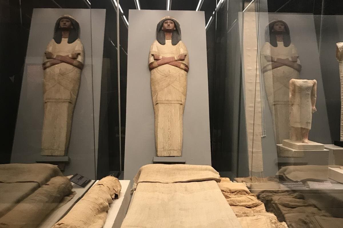 Mummies Museum, Great Sphinx, and Bazaar Guide on site Tour