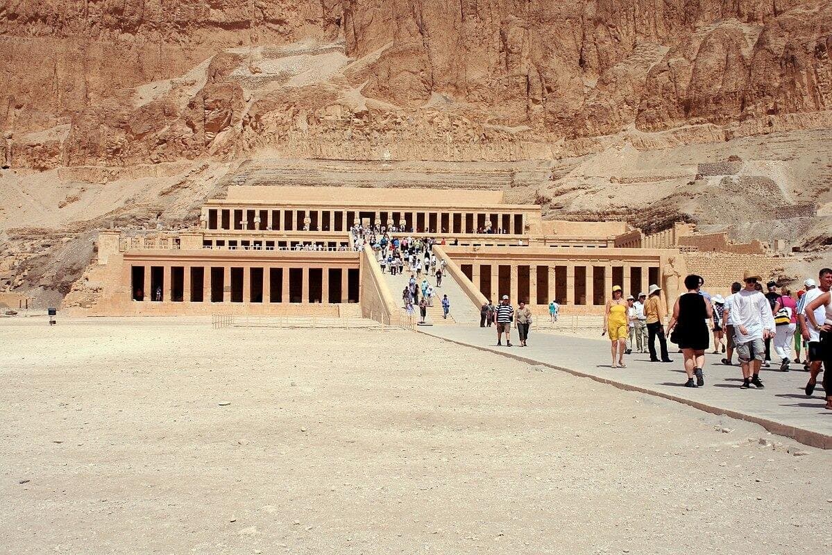 Tour Day Trip from Hurghada to Luxor by Car