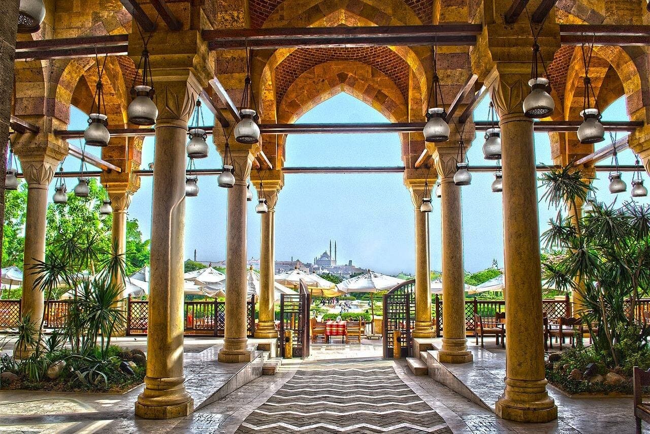 Tour to El Moez Street with Al Azhar Park with Dinner