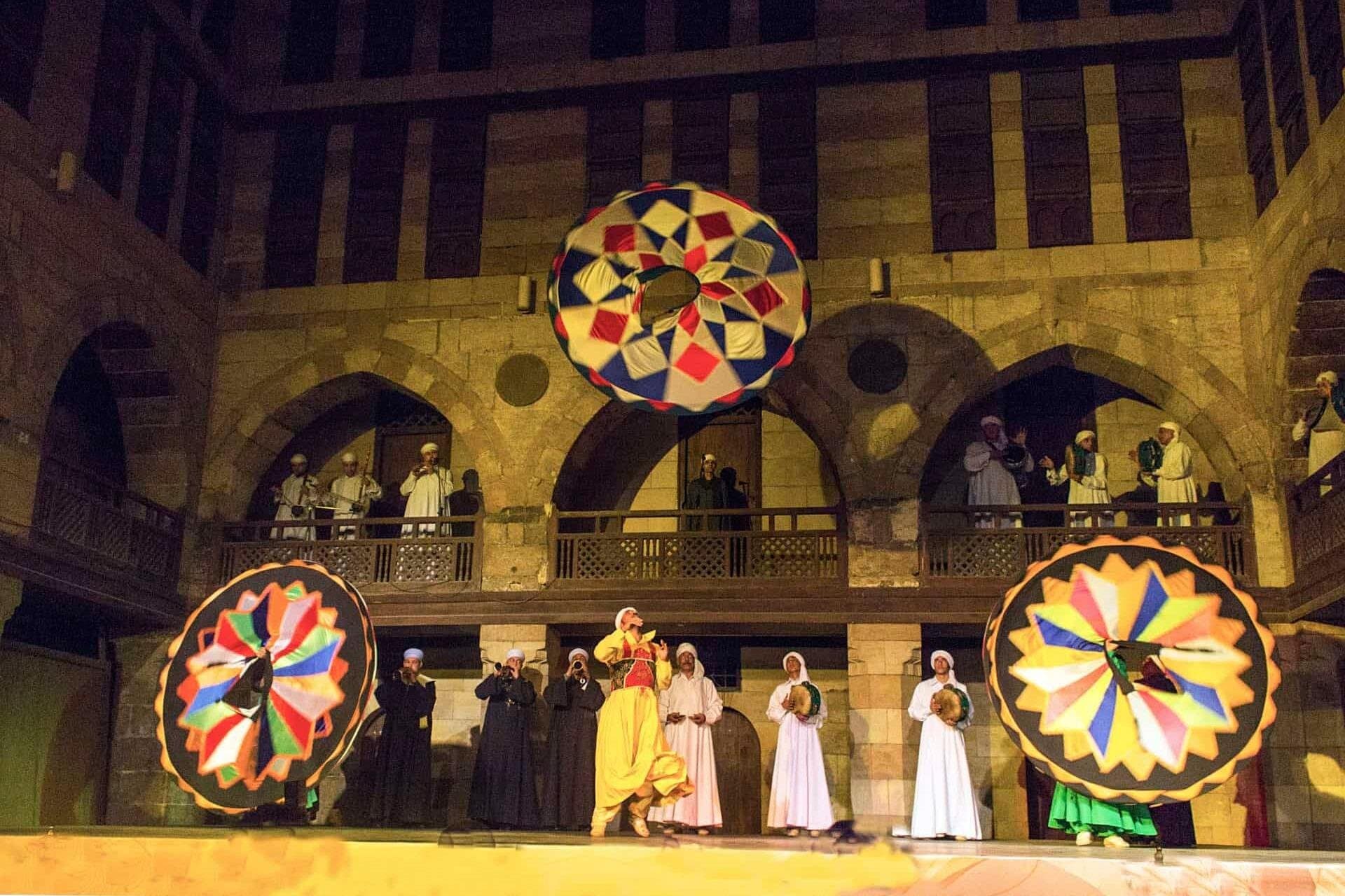 Al Tannoura Egyptian Heritage Show At Wekalet El Ghoury