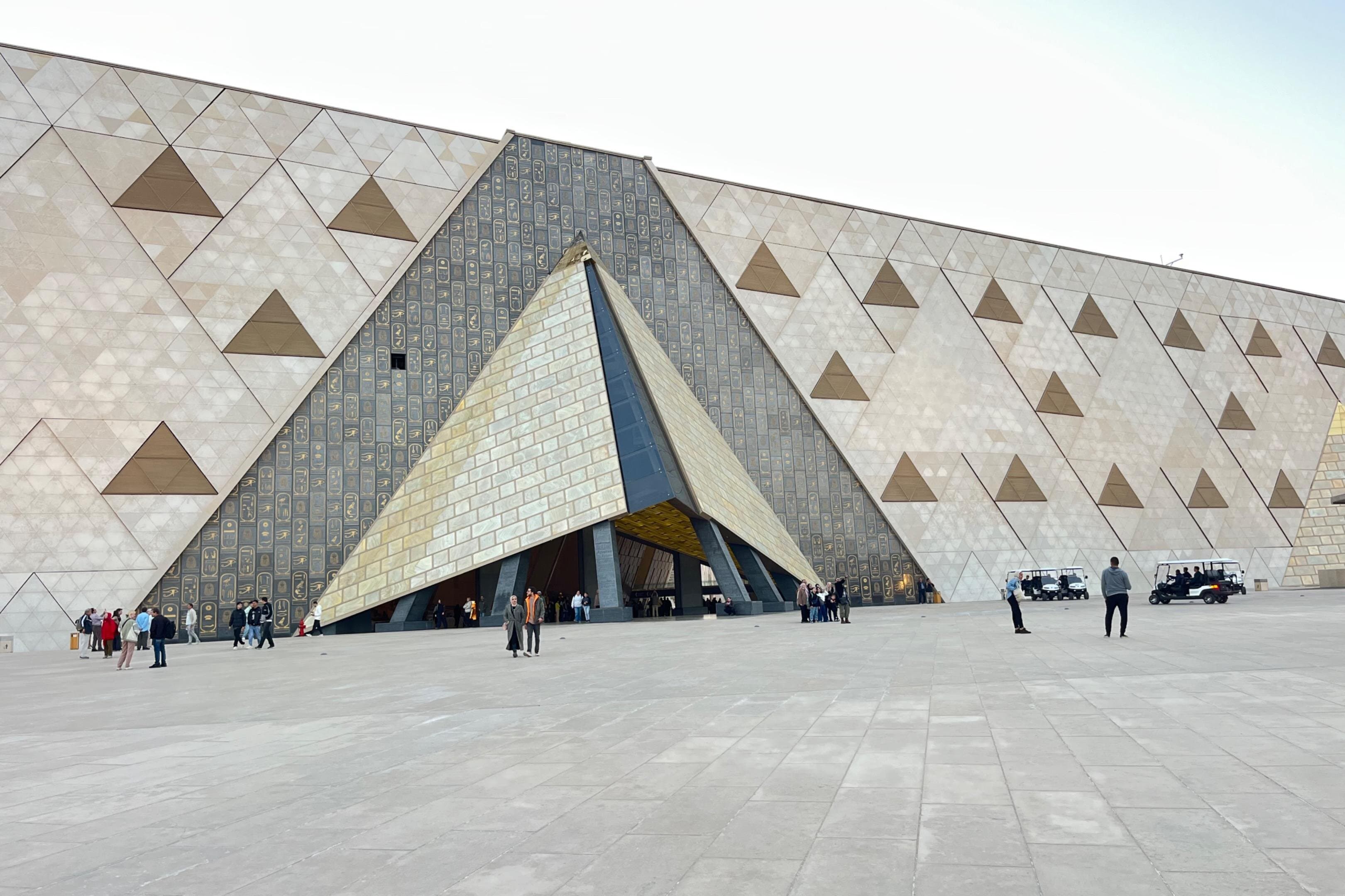 VIP Grand Egyptian museum tour and King Tut Collection