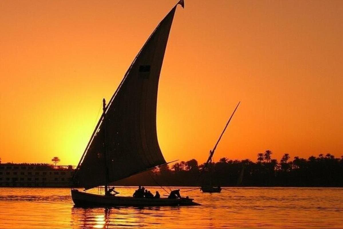 Private Tour in Aswan : Nubian Village and Felucca