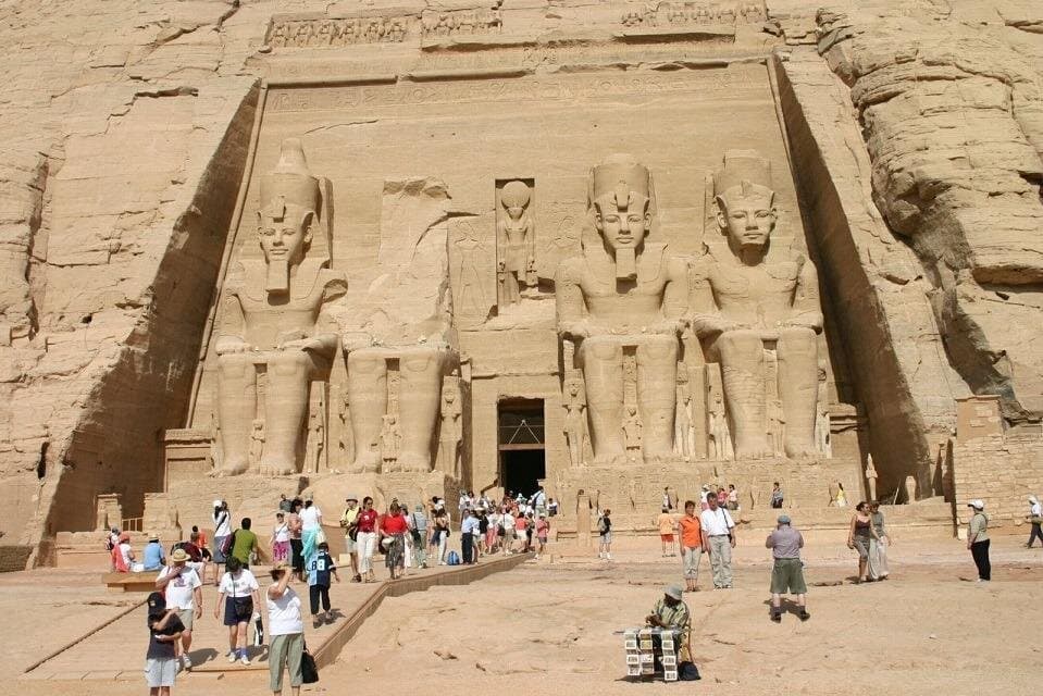Private Tour to Abu Simbel Temple by Car