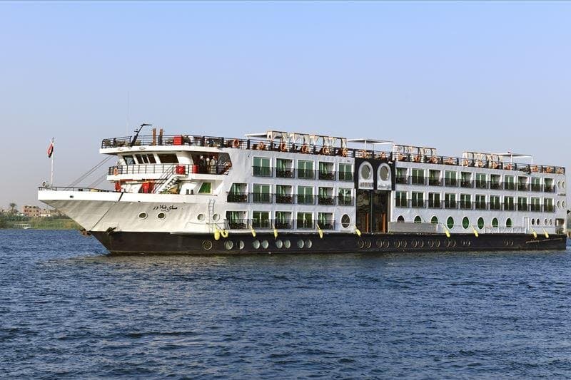 Private 5-Day Luxury Nile Cruise from Luxor to Aswan with Guide