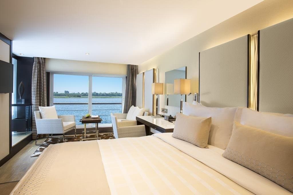 1 Night Nile Cruise from Aswan to Luxor