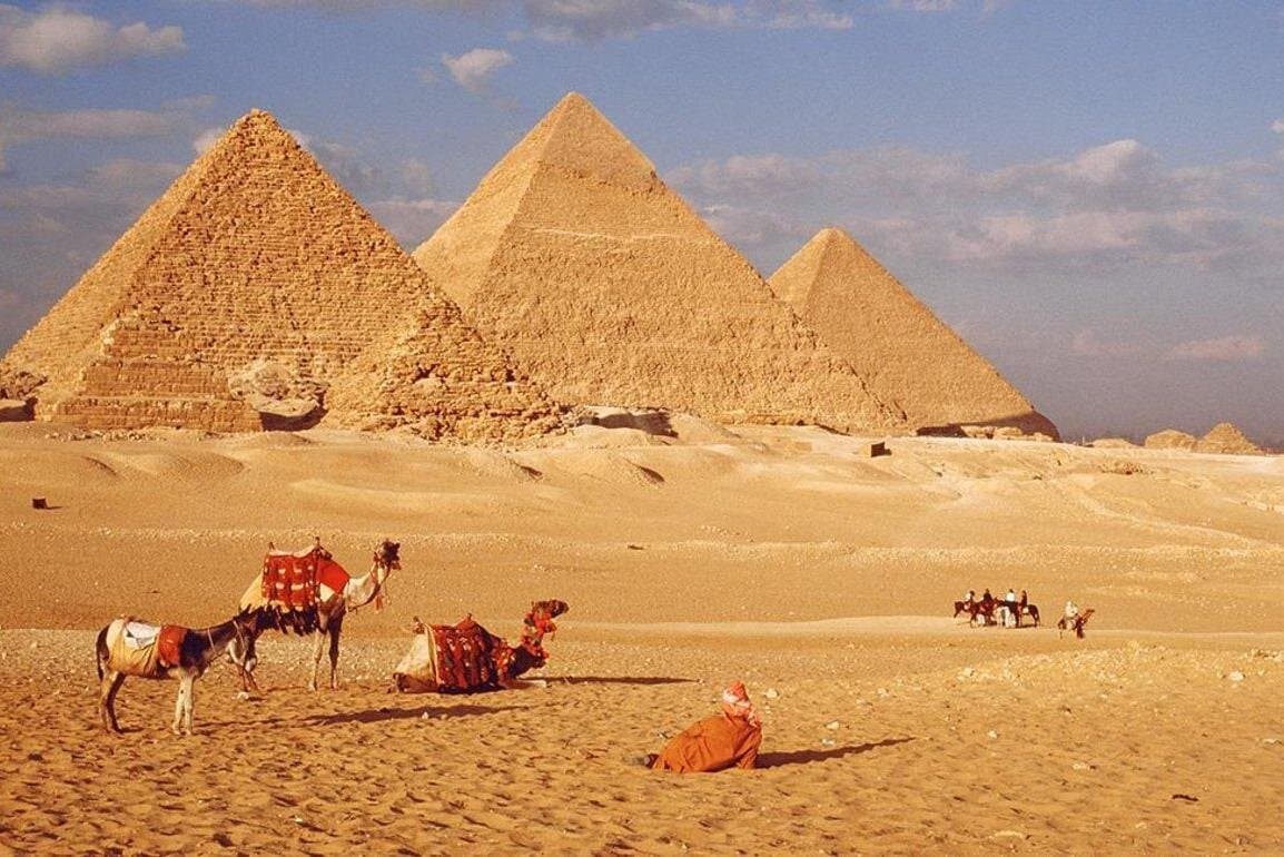 Full-Day Hop-on Hop-off Cairo Bus Tour from Hurghada